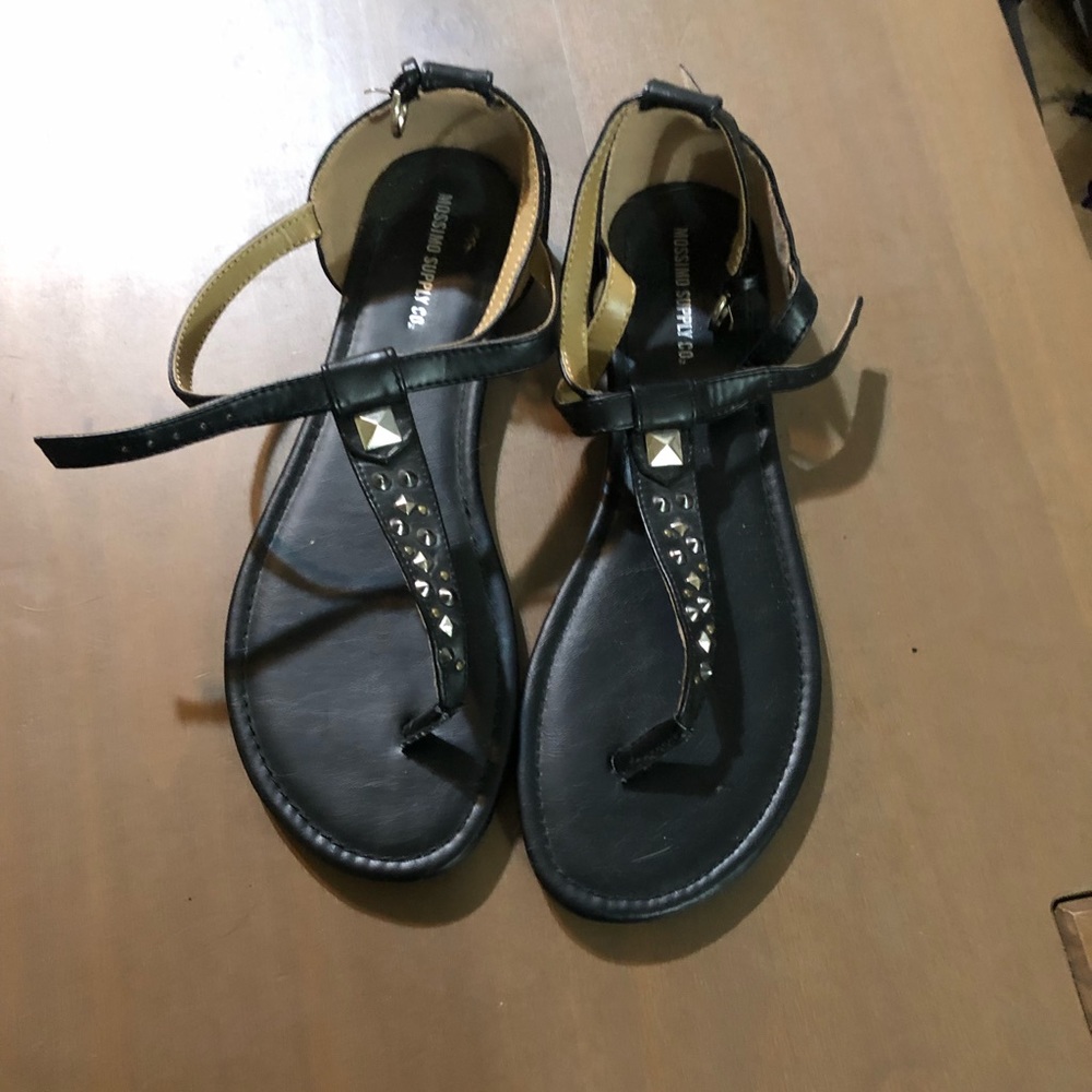 Sandal